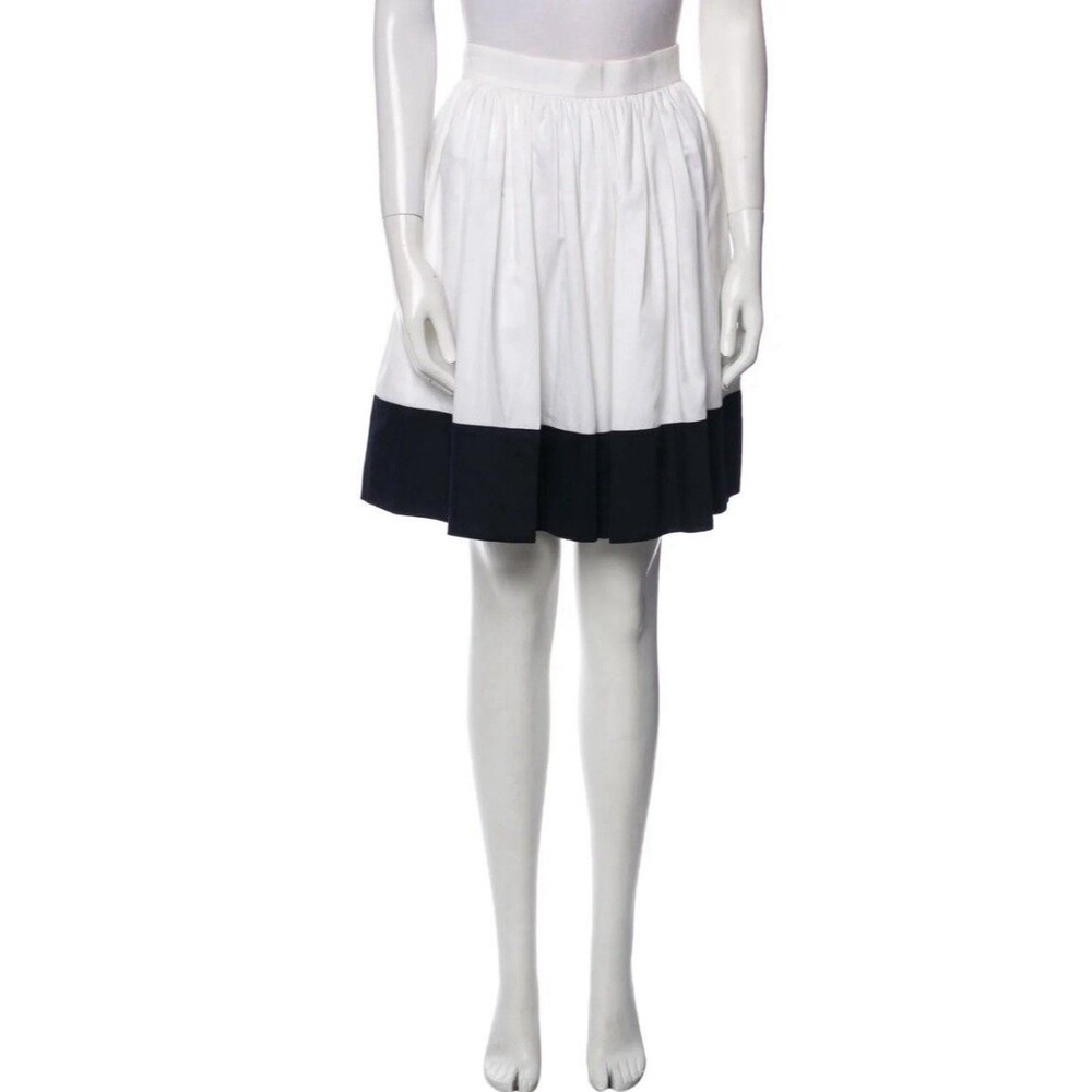 The‎ Row Knee Length Shorts Size 4 White Black